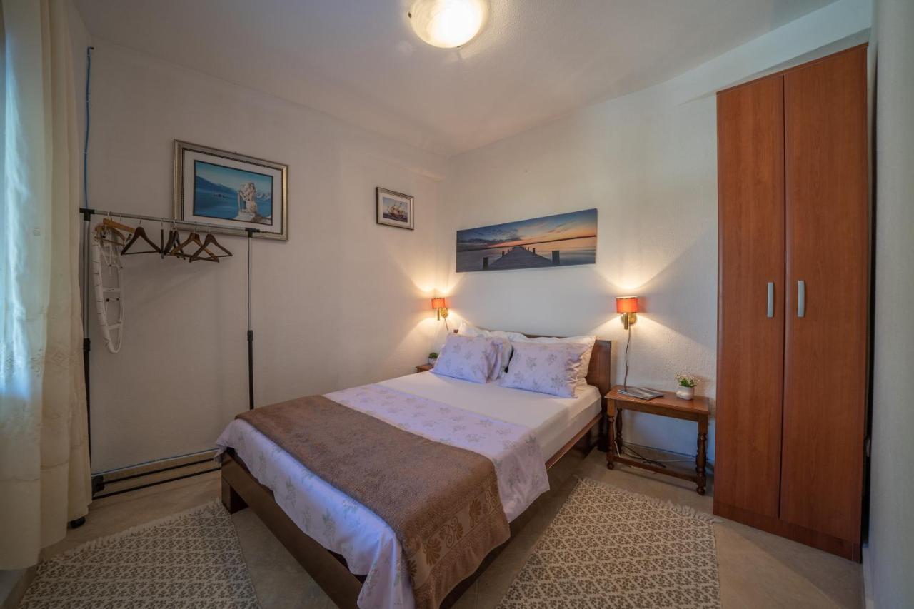 Aneta Apartments Risan Ngoại thất bức ảnh