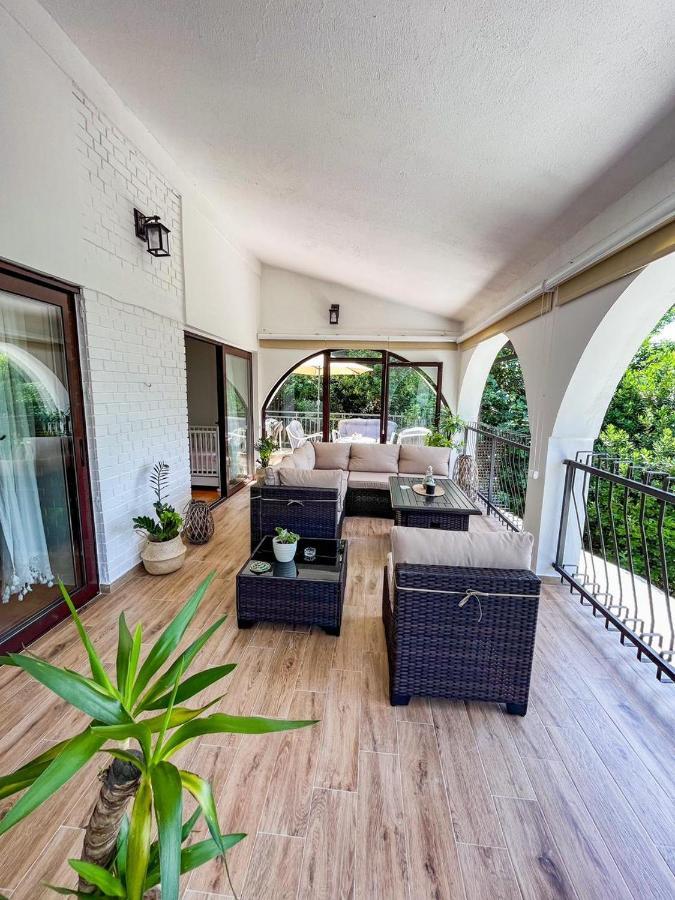 Aneta Apartments Risan Ngoại thất bức ảnh